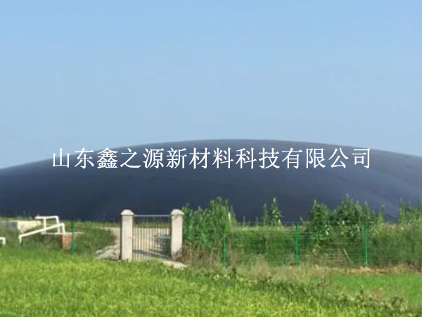 仔細(xì)檢測沼氣池黑膜滲透點(diǎn)，保障工程質(zhì)量
